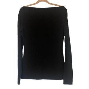 Stunning size 4 Luxury Black  Top by Thomas Maier